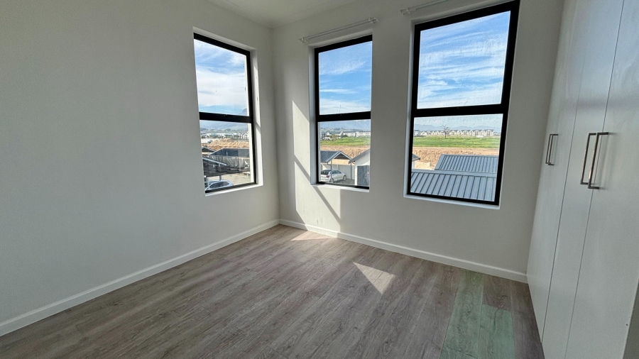 To Let 2 Bedroom Property for Rent in Sitari Country Estate Western Cape